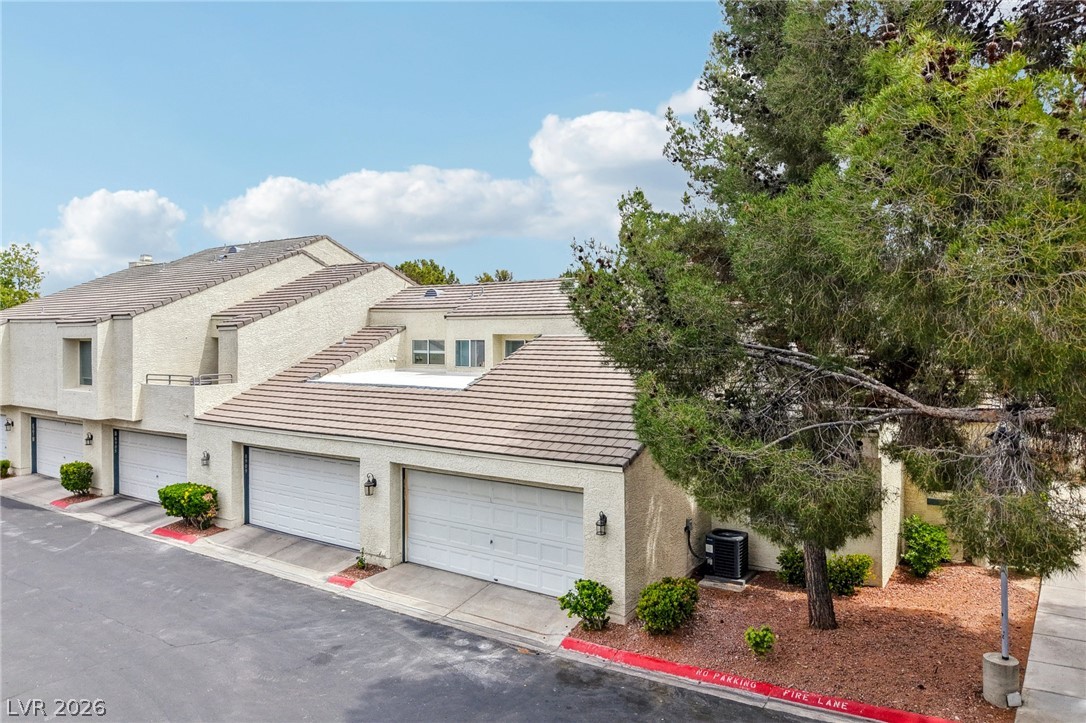8913 Antioch Way Las Vegas NV 89117