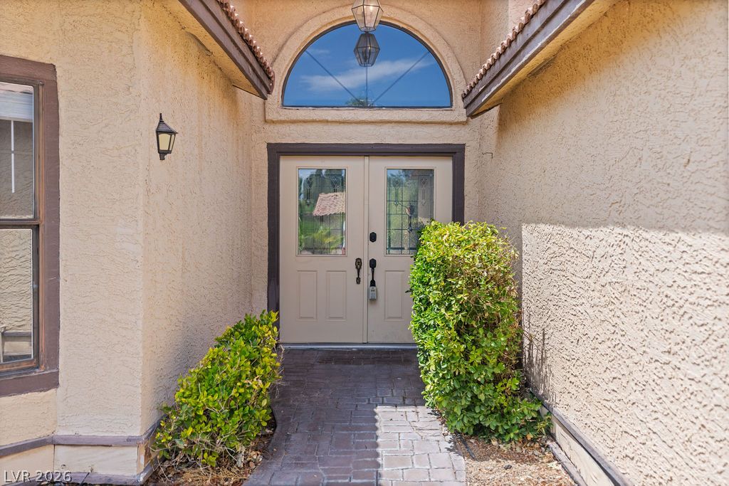 5301 Braemar Drive Las Vegas NV 89130