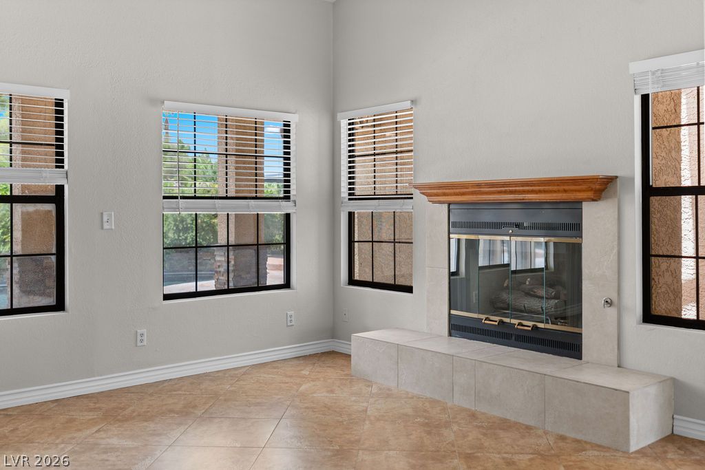 5301 Braemar Drive Las Vegas NV 89130