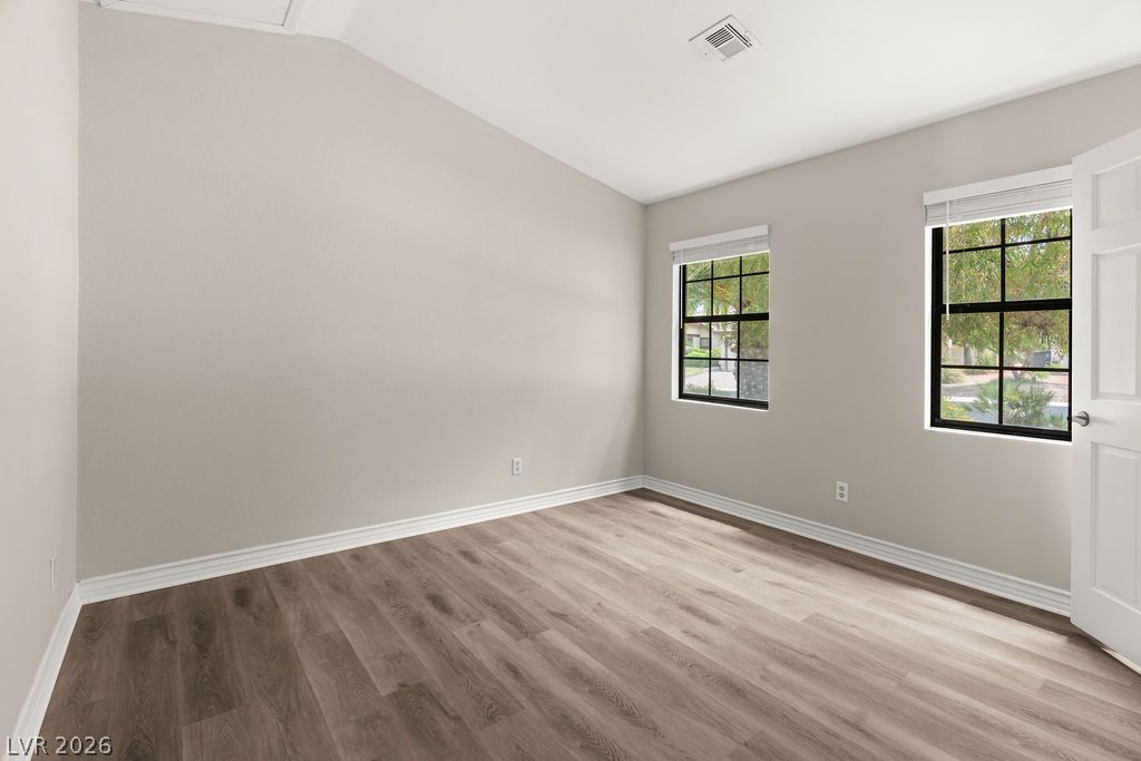 5301 Braemar Drive Las Vegas NV 89130