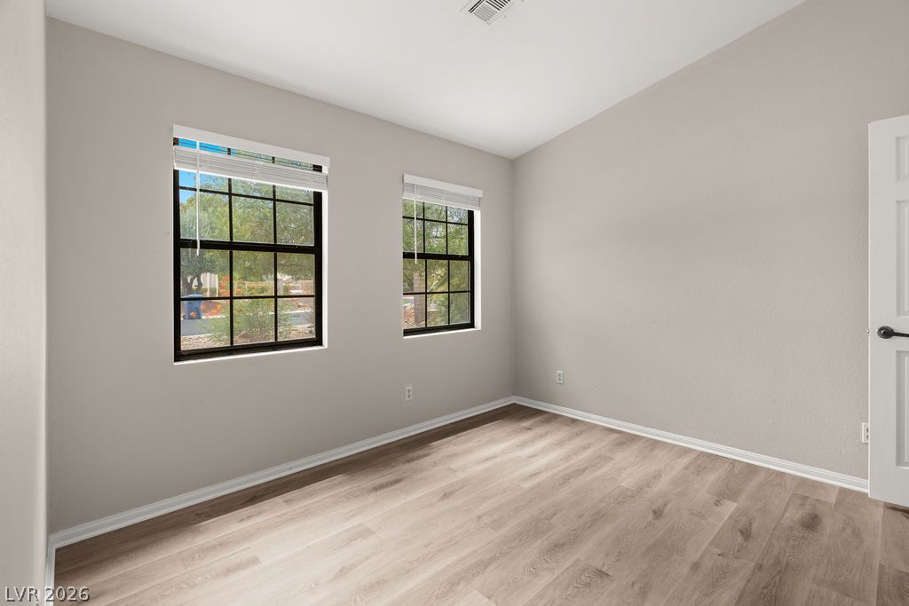 5301 Braemar Drive Las Vegas NV 89130