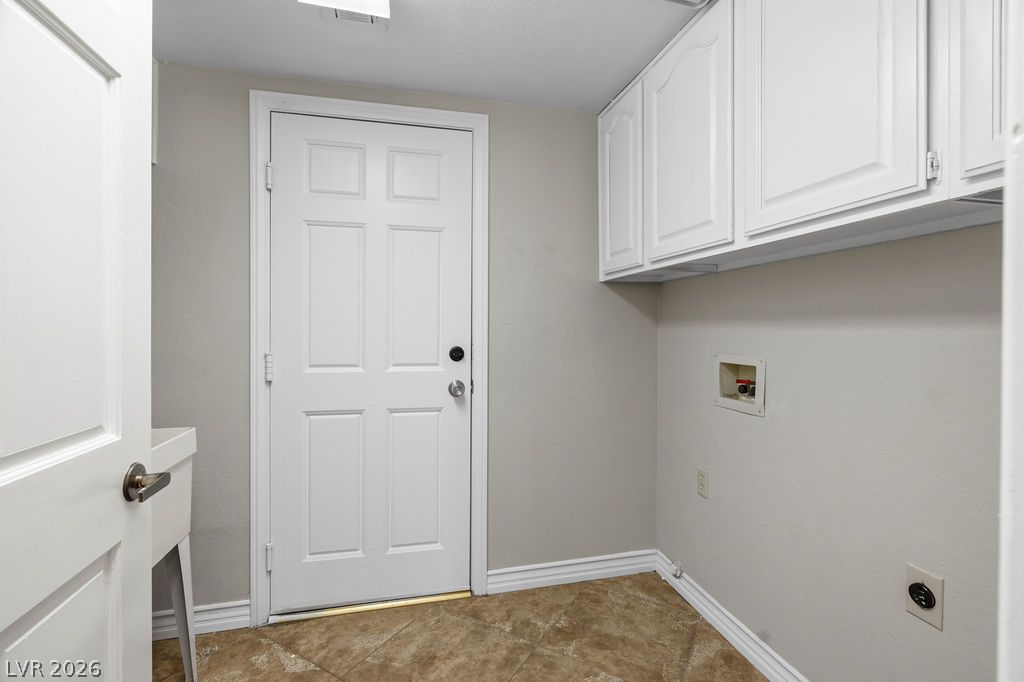 5301 Braemar Drive Las Vegas NV 89130