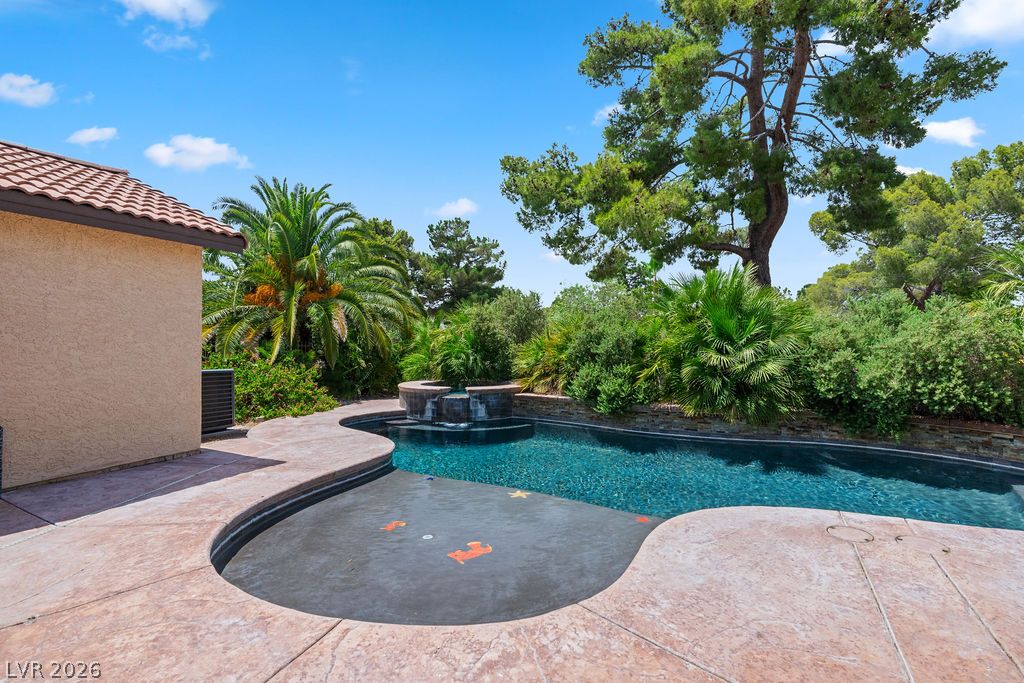 5301 Braemar Drive Las Vegas NV 89130