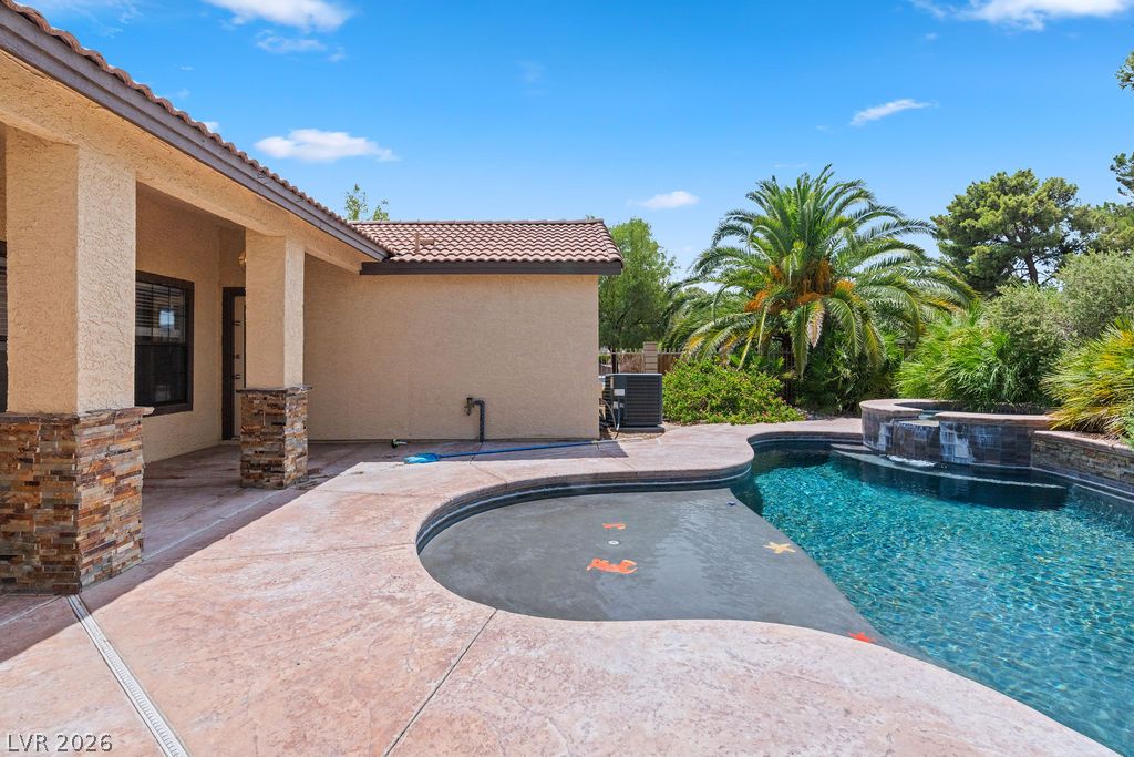 5301 Braemar Drive Las Vegas NV 89130