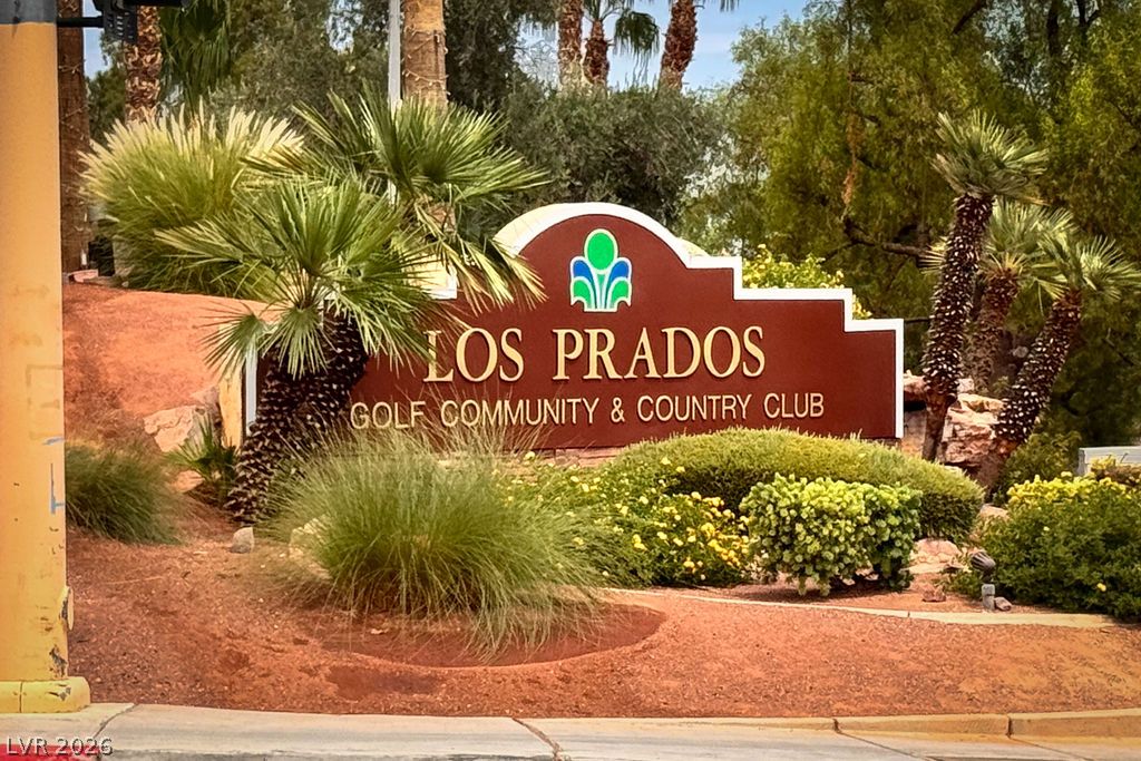 5301 Braemar Drive Las Vegas NV 89130