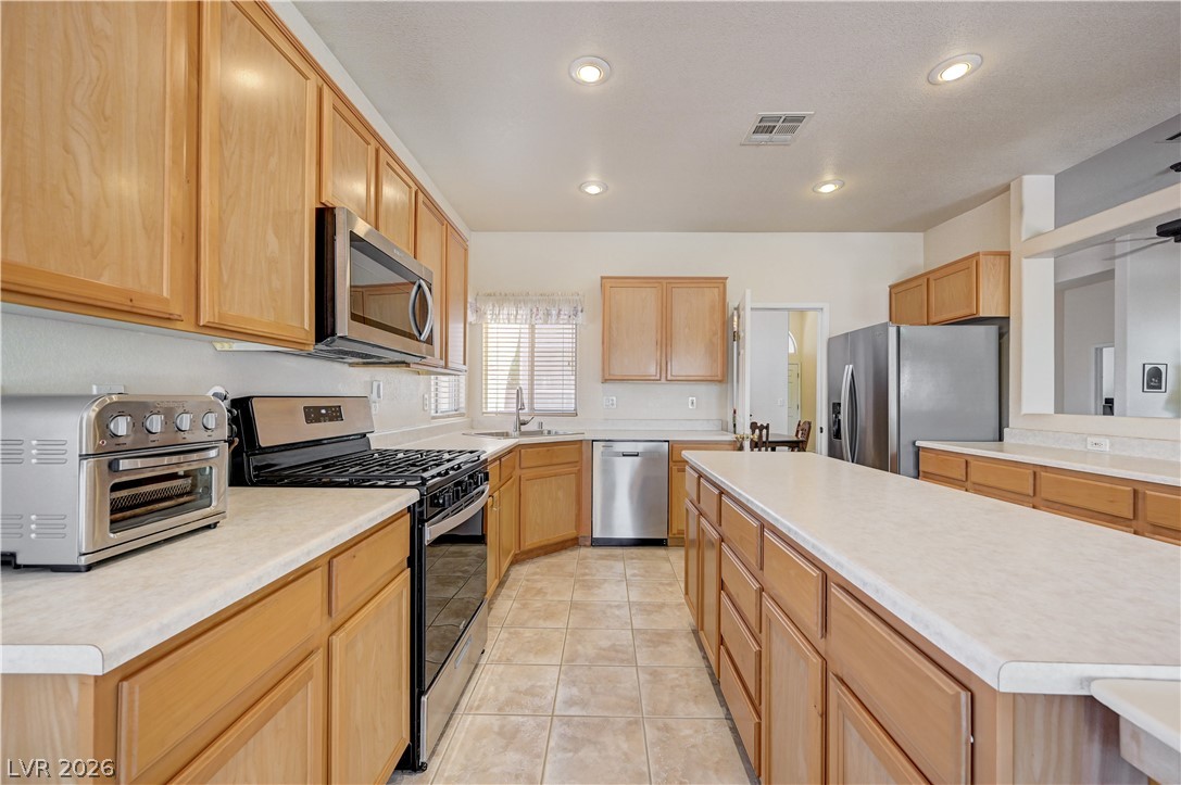 8316 Dawn Breeze Avenue Las Vegas NV 89131