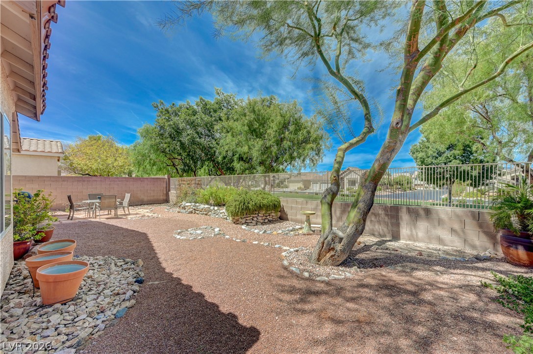 8316 Dawn Breeze Avenue Las Vegas NV 89131