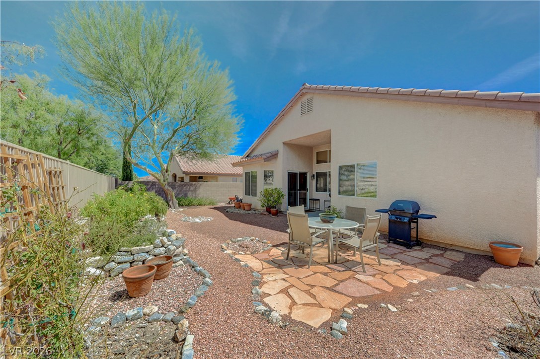 8316 Dawn Breeze Avenue Las Vegas NV 89131