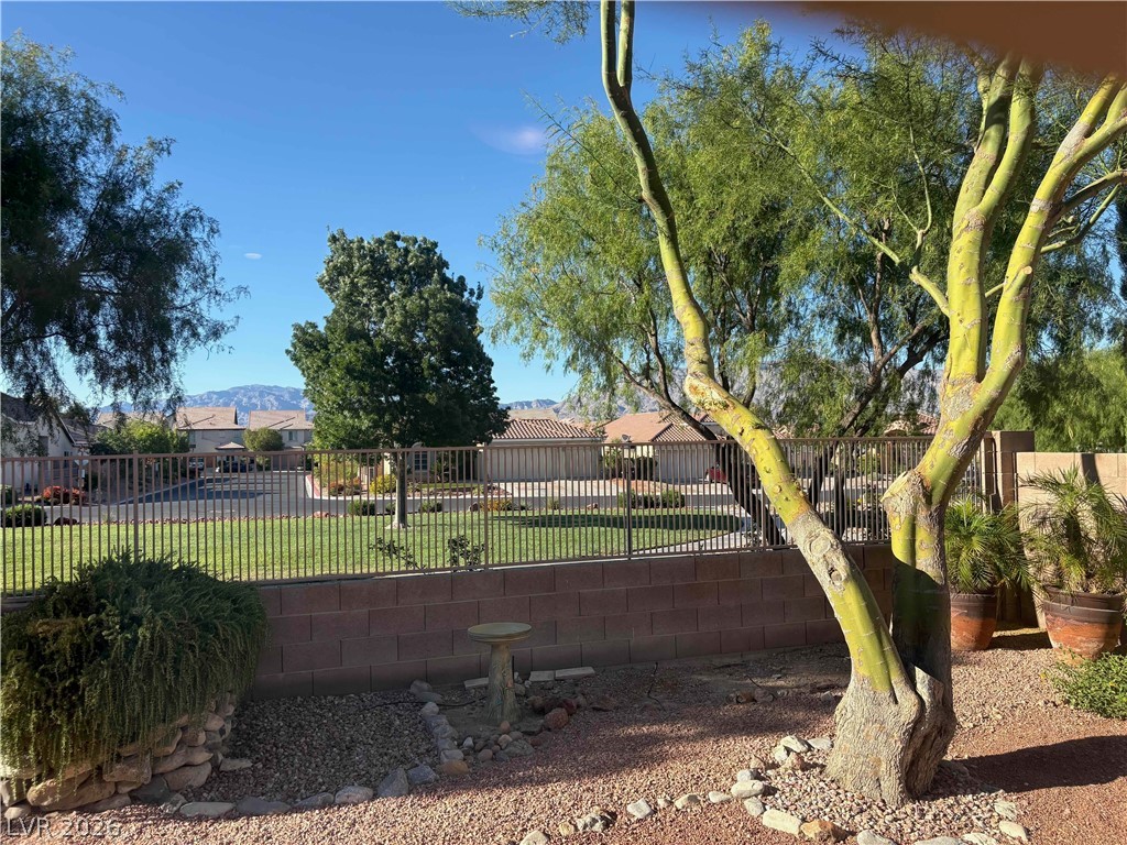 8316 Dawn Breeze Avenue Las Vegas NV 89131