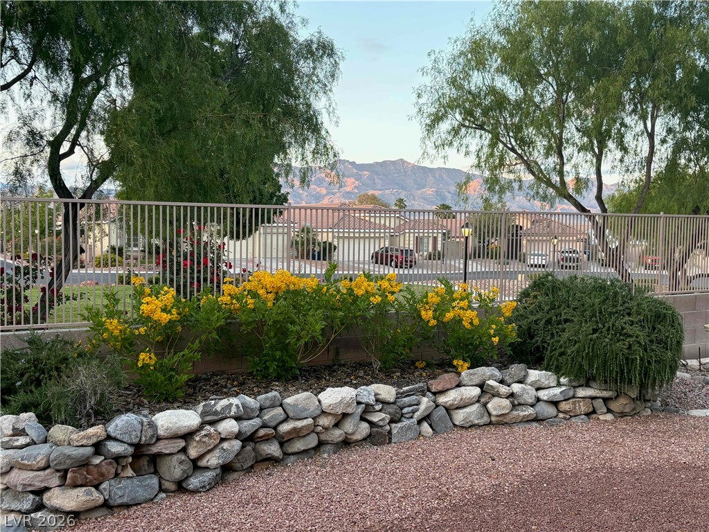 8316 Dawn Breeze Avenue Las Vegas NV 89131