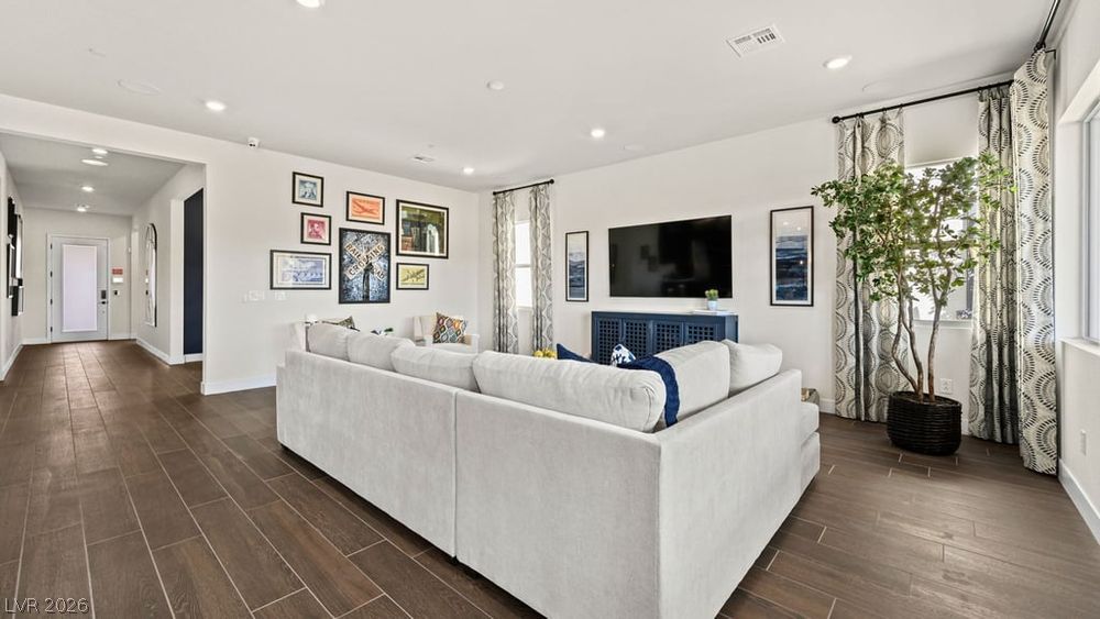 381 Tigullio Avenue Henderson NV 89011