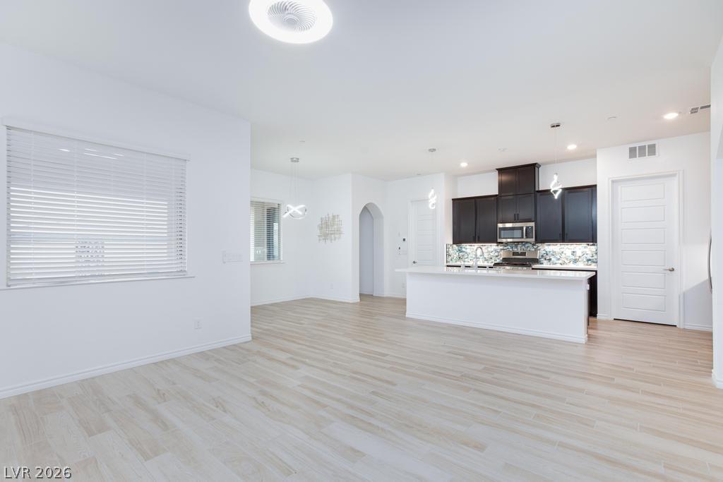 689 Monteverdi Peak Street Henderson NV 89011