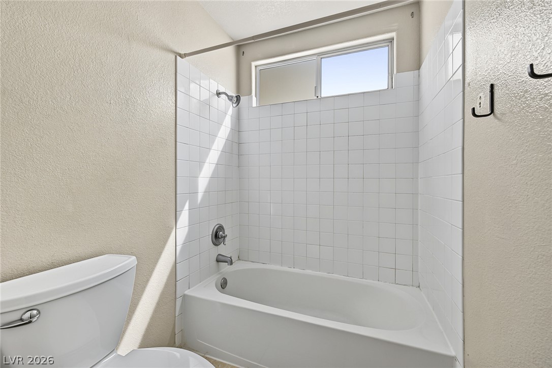 7429 Tamarind Avenue Las Vegas NV 89147