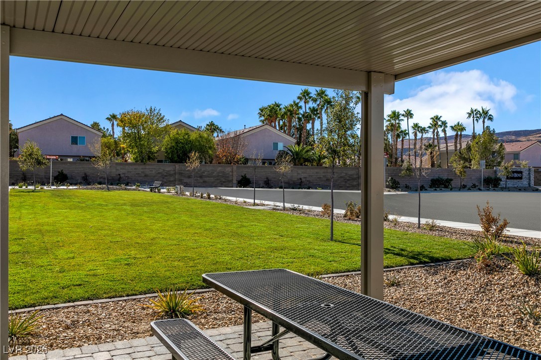 9274 Innot Avenue Las Vegas NV 89148