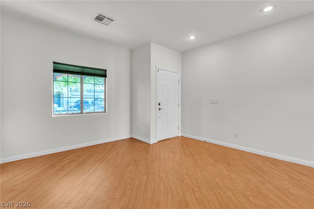 3320 Carefree Beauty Avenue North Las Vegas NV 89081