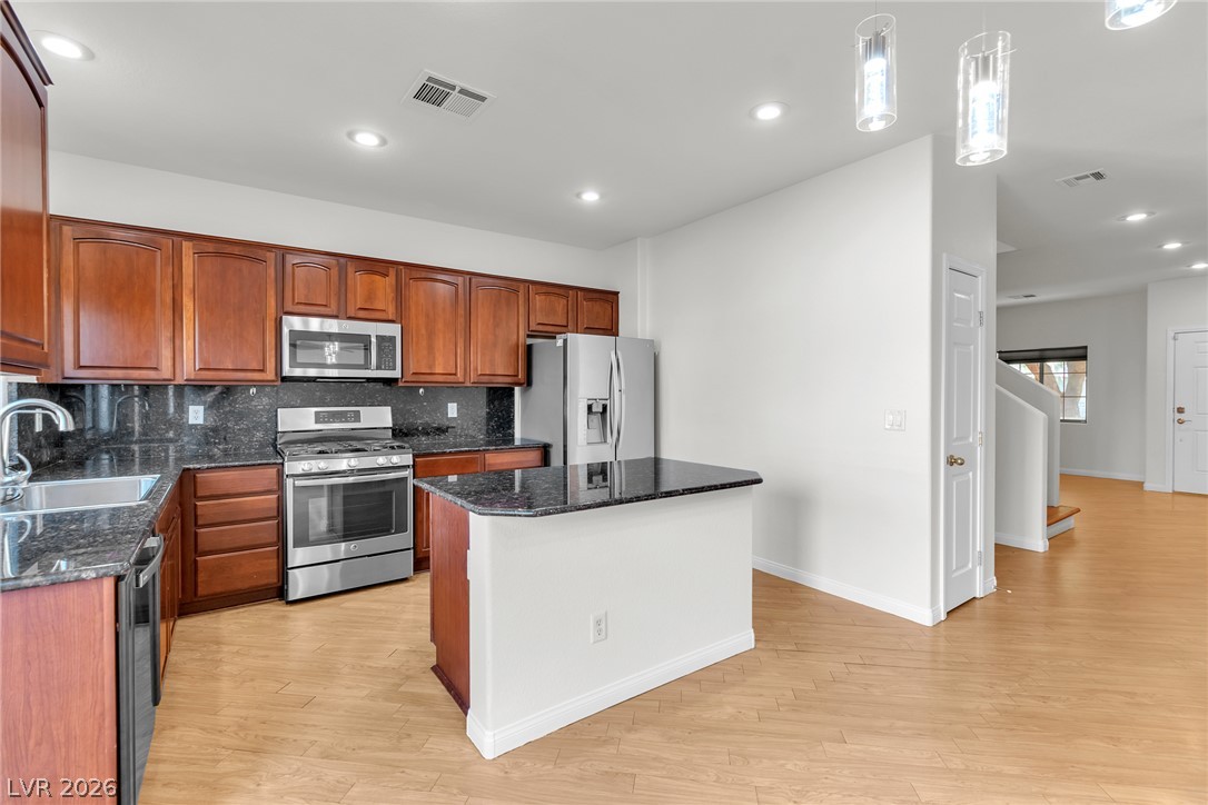 3320 Carefree Beauty Avenue North Las Vegas NV 89081