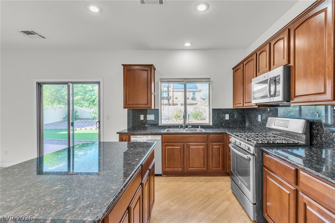 3320 Carefree Beauty Avenue North Las Vegas NV 89081