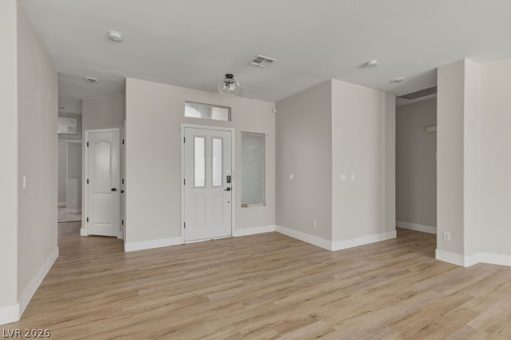 5605 Tropical Toucan Avenue Las Vegas NV 89130