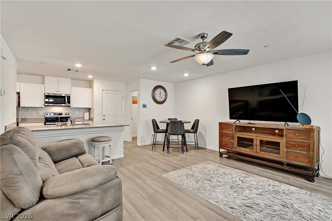 3770 Sonrisa Vista Avenue Henderson NV 89044