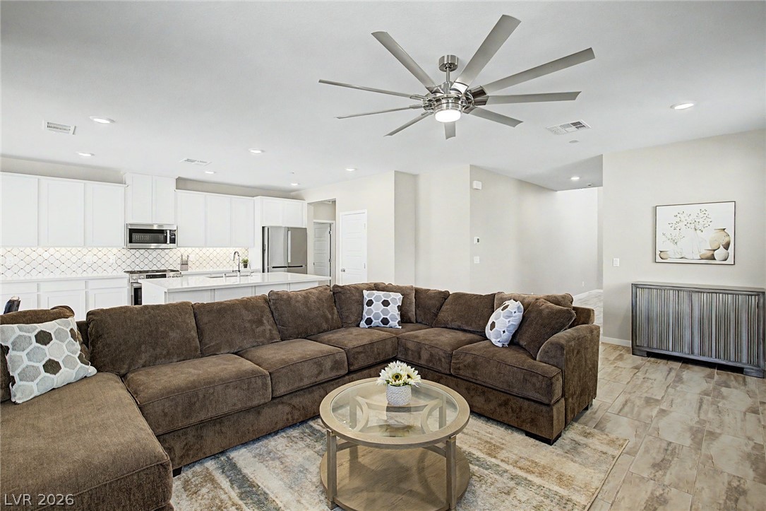 194 Viento Ridge Street Henderson NV 89012