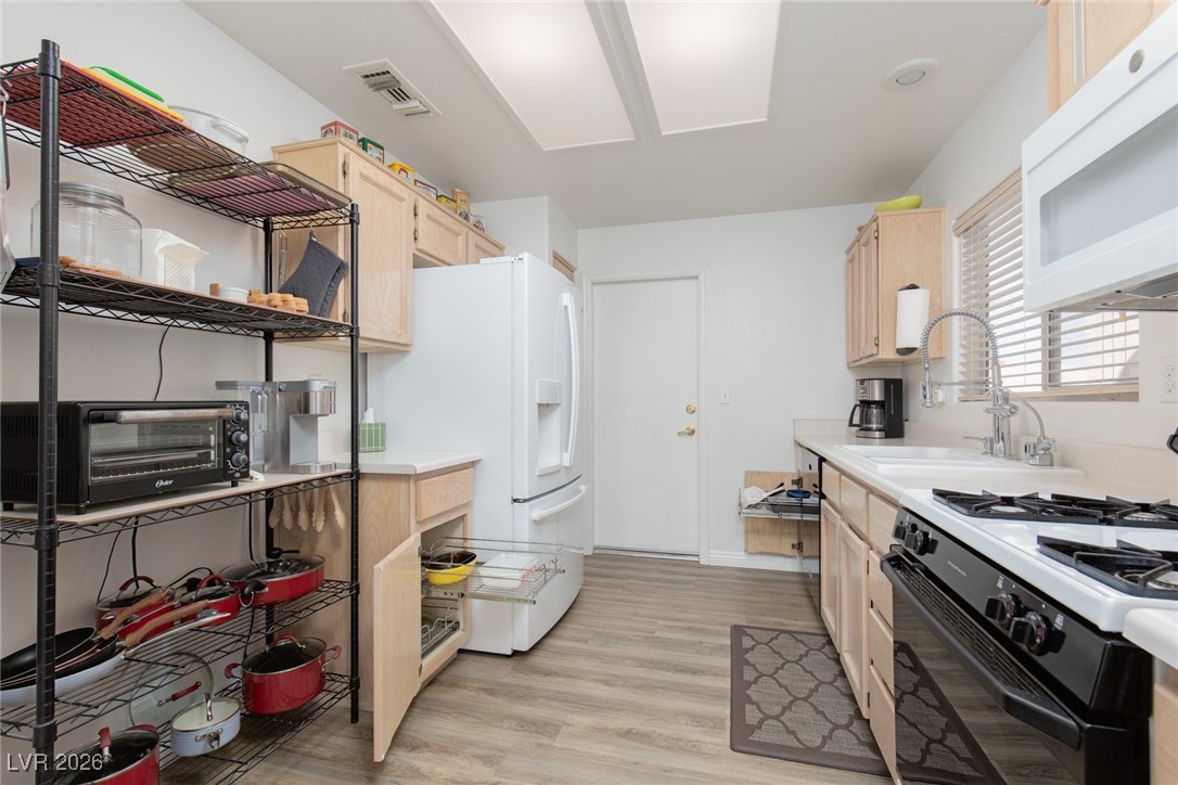 10627 Mission Lakes Avenue Las Vegas NV 89134