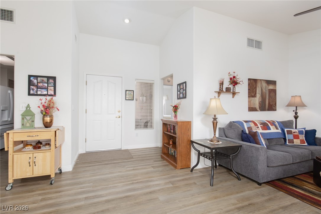 10627 Mission Lakes Avenue Las Vegas NV 89134