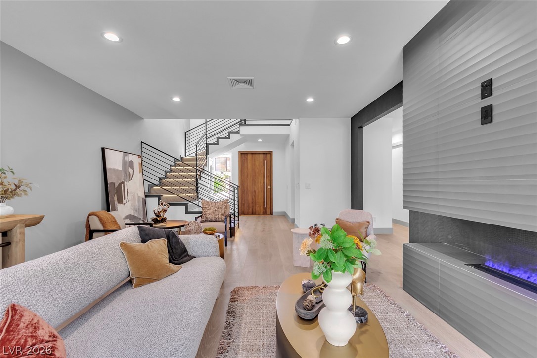 2861 Queens Courtyard Drive Las Vegas NV 89109