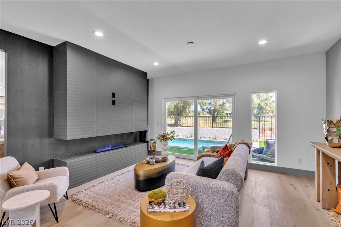 2861 Queens Courtyard Drive Las Vegas NV 89109