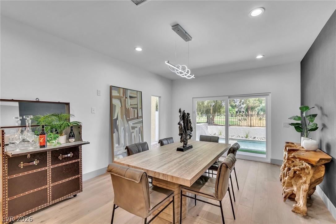 2861 Queens Courtyard Drive Las Vegas NV 89109