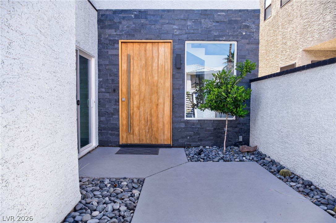 2861 Queens Courtyard Drive Las Vegas NV 89109