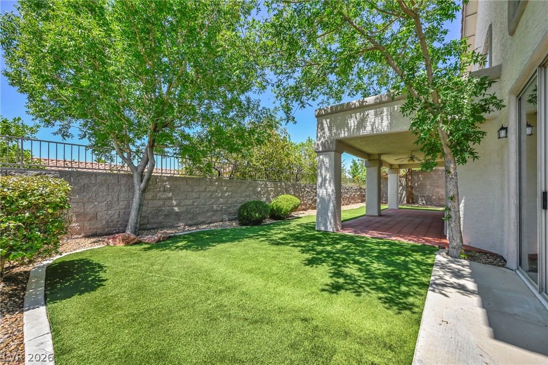 1327 Autumn Wind Way Henderson NV 89052