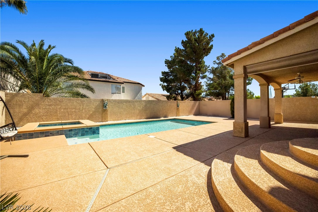 8512 Raindrop Canyon Avenue Las Vegas NV 89129