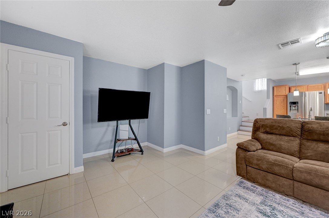 10335 Midseason Mist Street Las Vegas NV 89183