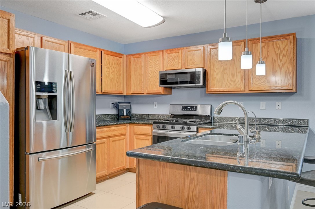 10335 Midseason Mist Street Las Vegas NV 89183