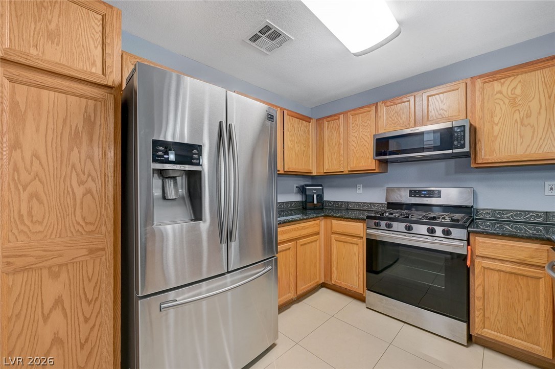 10335 Midseason Mist Street Las Vegas NV 89183
