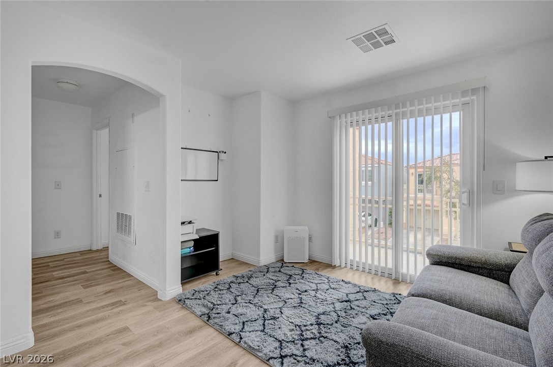 10335 Midseason Mist Street Las Vegas NV 89183