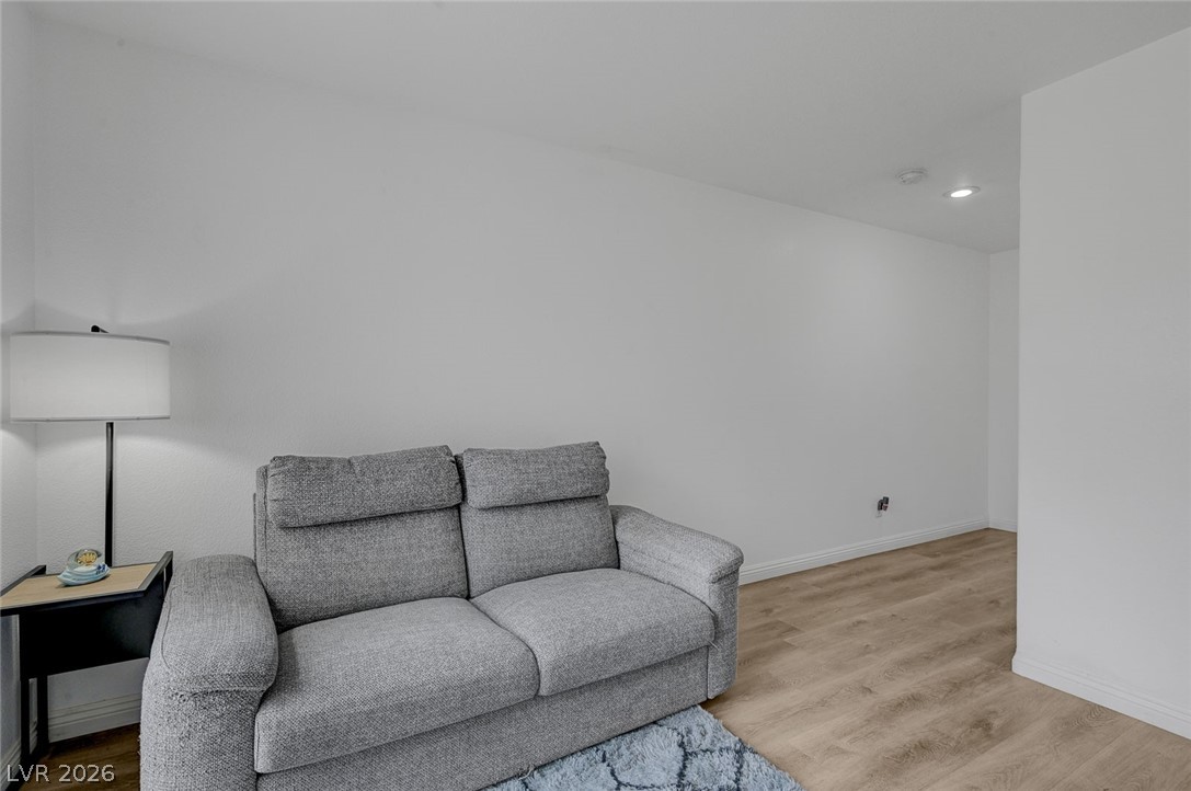 10335 Midseason Mist Street Las Vegas NV 89183