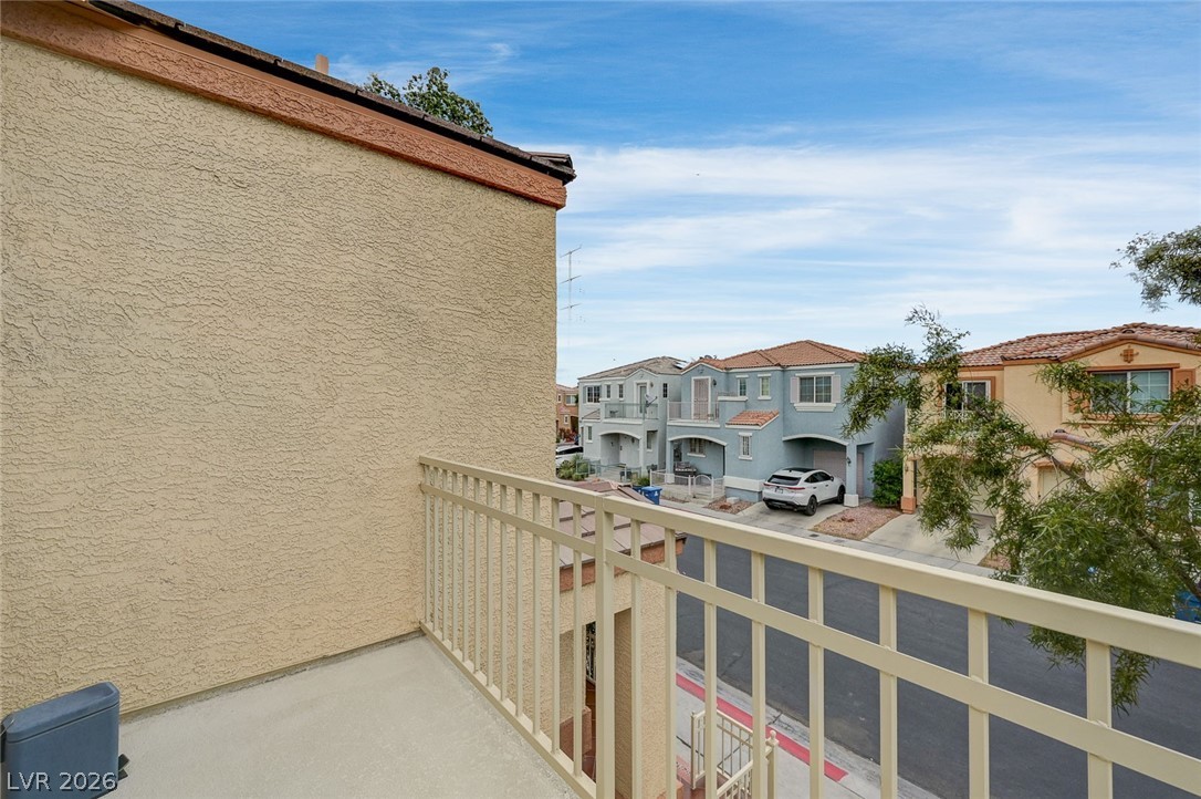 10335 Midseason Mist Street Las Vegas NV 89183