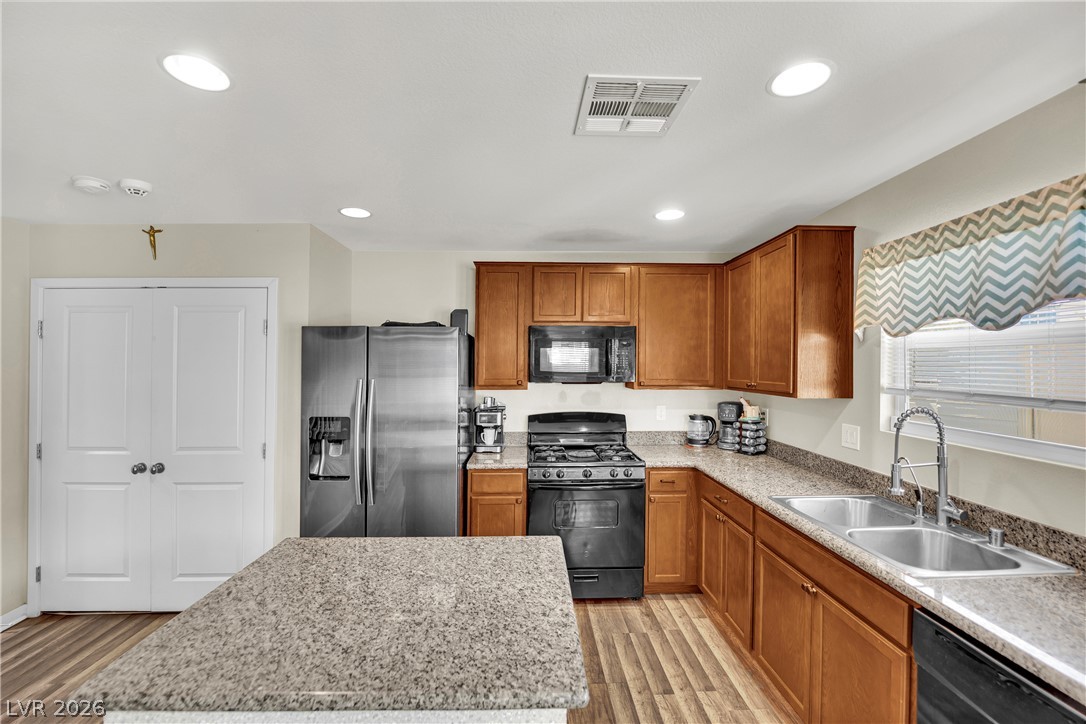3636 Via Del Robles Avenue Las Vegas NV 89115