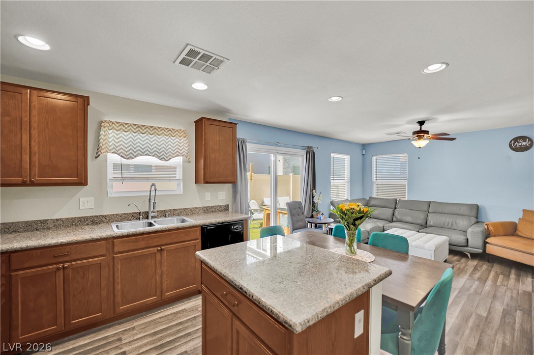 3636 Via Del Robles Avenue Las Vegas NV 89115