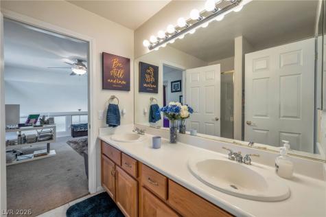 7685 Golden Lantern Court Las Vegas NV 89139