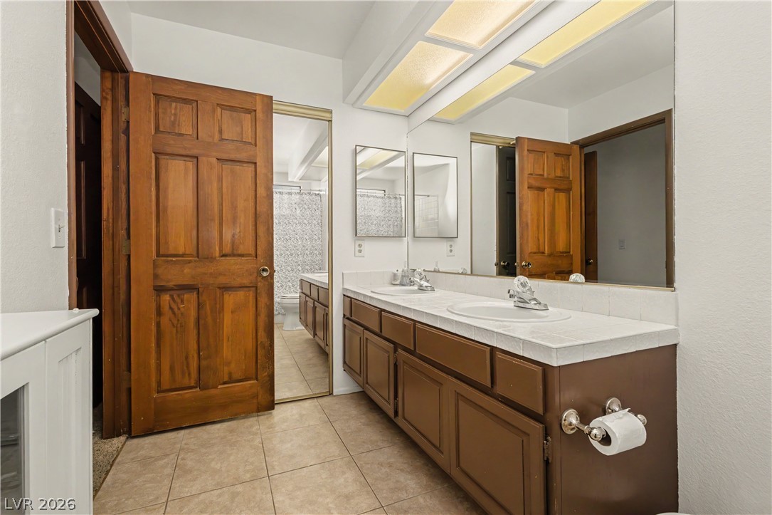 3040 Waterview Drive Las Vegas NV 89117