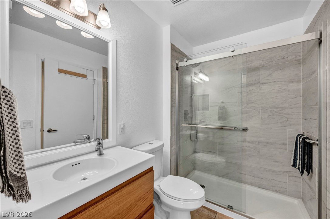 2704 Glencliff Drive Las Vegas NV 89134