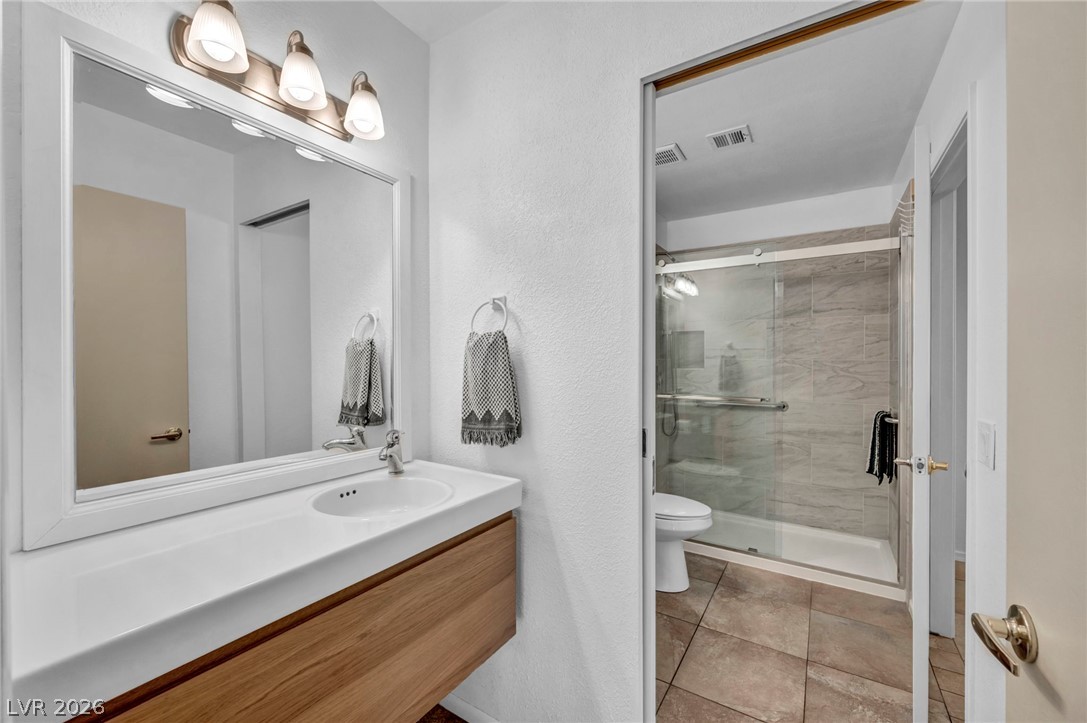 2704 Glencliff Drive Las Vegas NV 89134