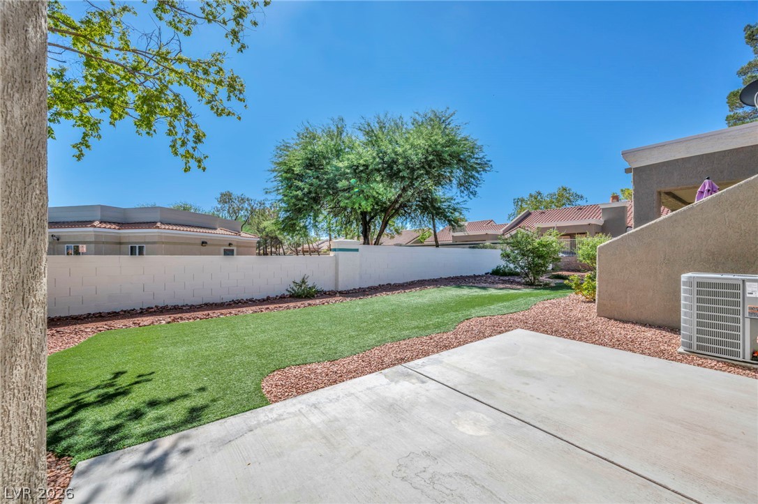 2704 Glencliff Drive Las Vegas NV 89134
