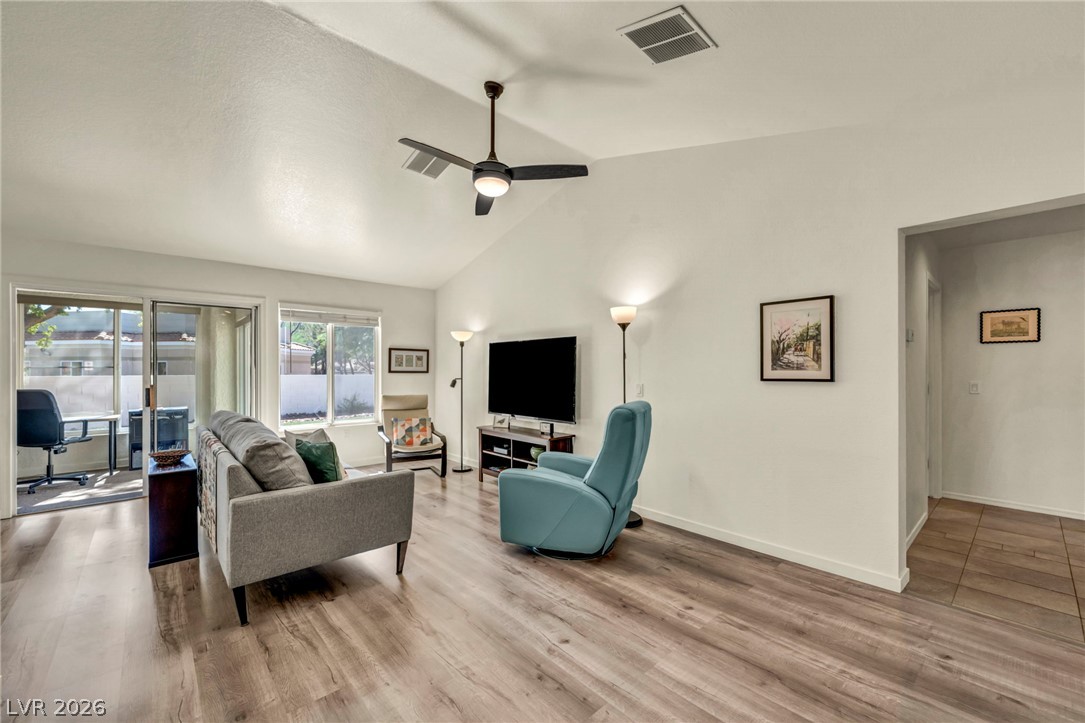 2704 Glencliff Drive Las Vegas NV 89134
