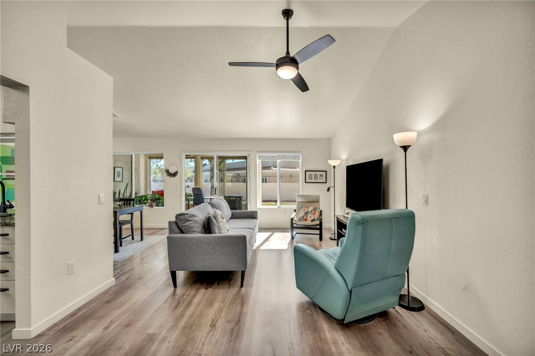 2704 Glencliff Drive Las Vegas NV 89134