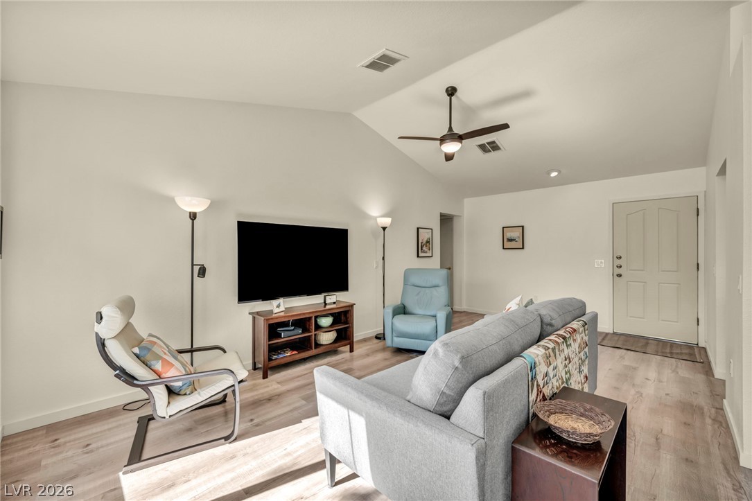 2704 Glencliff Drive Las Vegas NV 89134