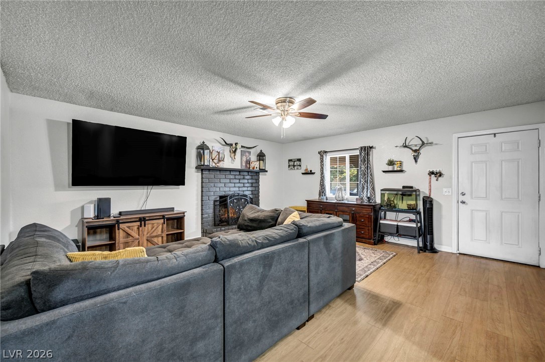 4736 Mohave Avenue Las Vegas NV 89104