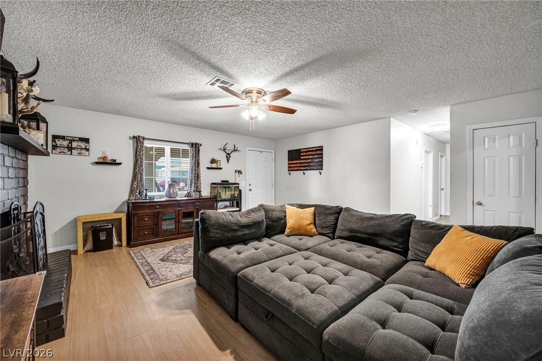 4736 Mohave Avenue Las Vegas NV 89104